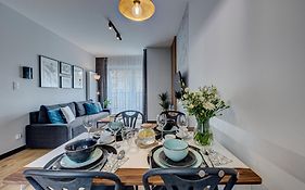 LM APARTAMENTY NARUTOWICZA Kamienica Nova 2-3